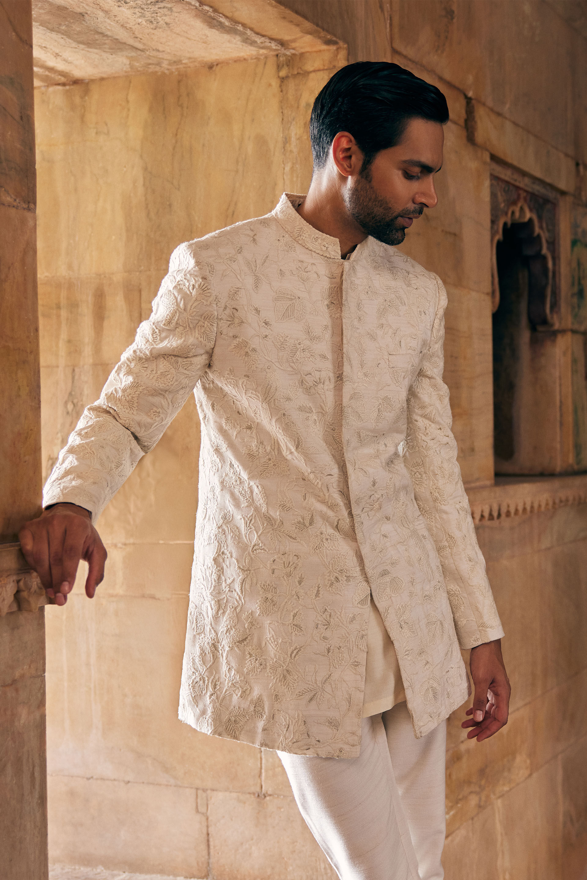 Aanav Embroidered Silk Sherwani Off White